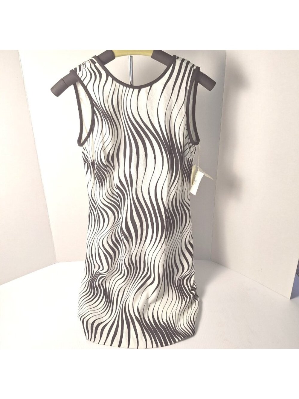 DATIANI PETITES SLEEVELESS WIDE STRAP LINED BLACK WHITE STRIPE DRESS SIZE 6 NWT